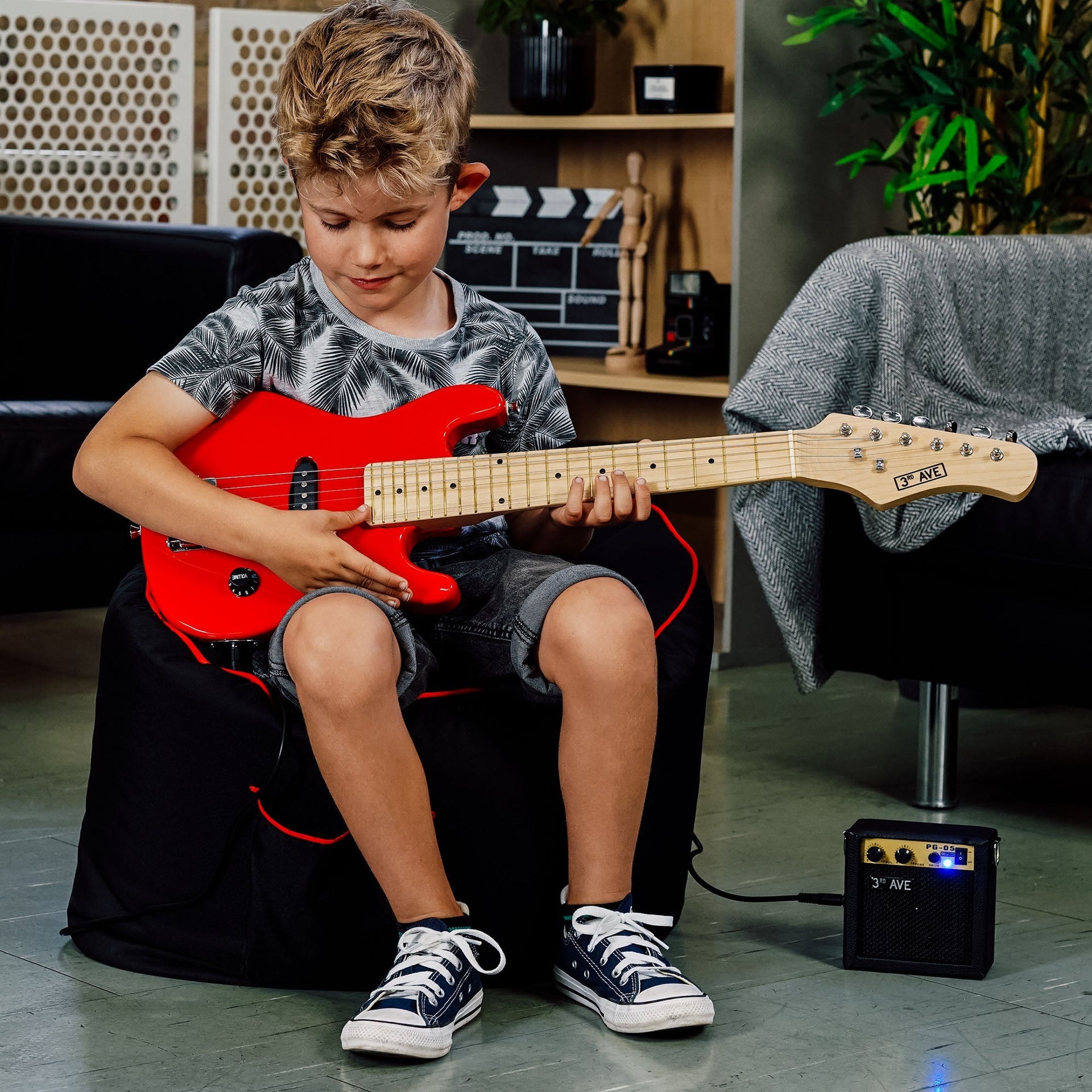 3rd Avenue Junior Electric Guitar Pack - Red Does not apply