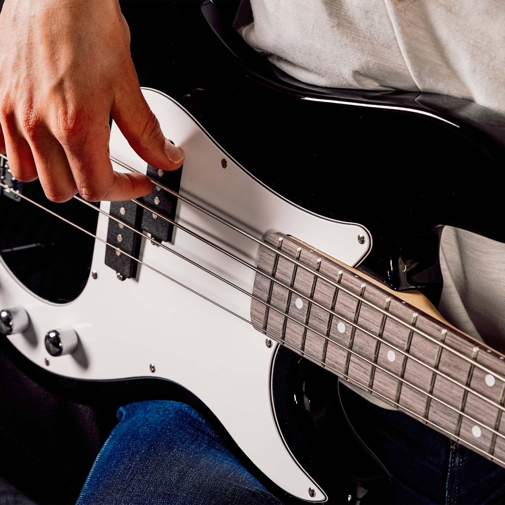 3rd Avenue Bass Guitar Pack Does not apply