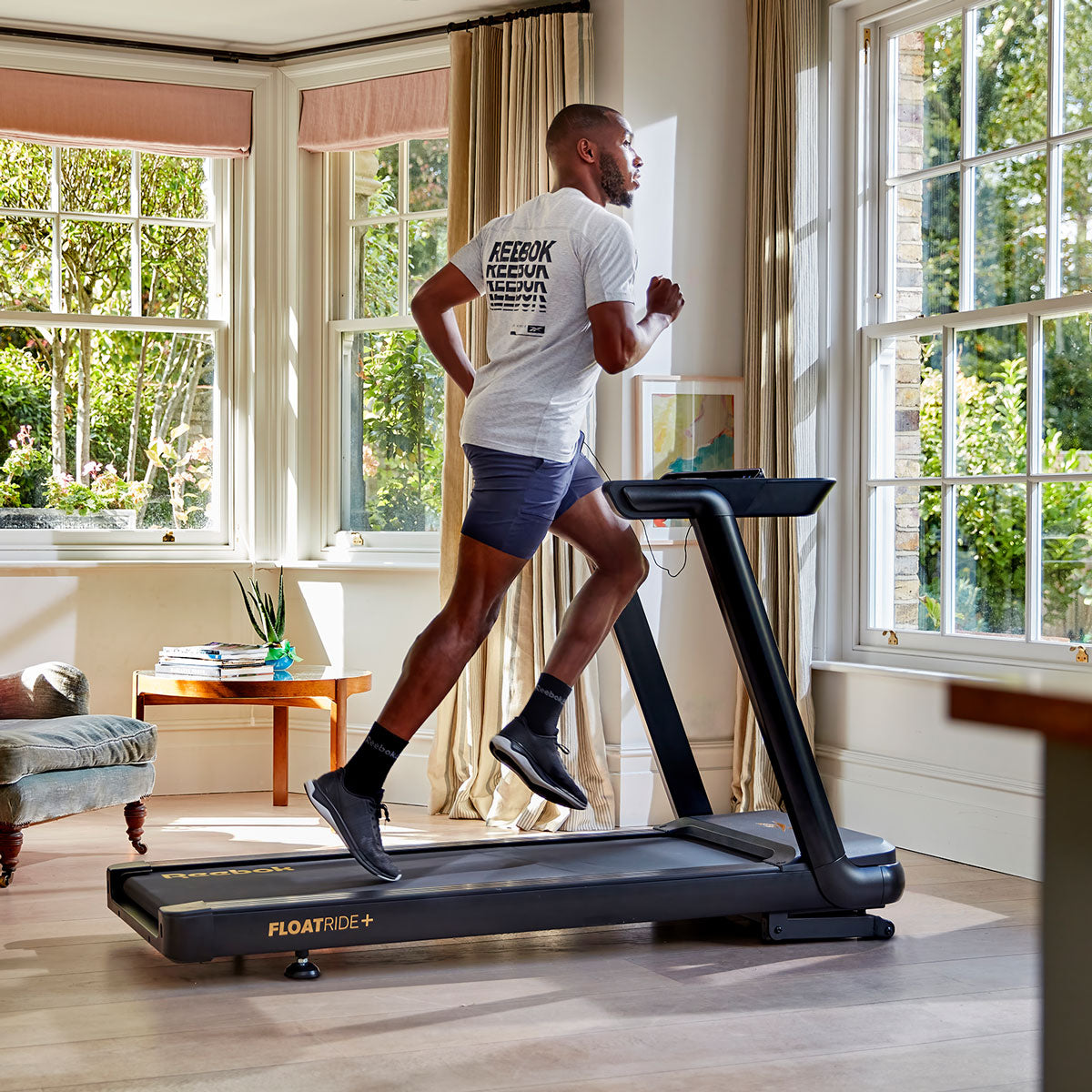 Reebok FR30z Floatride Treadmill in Black Reebok