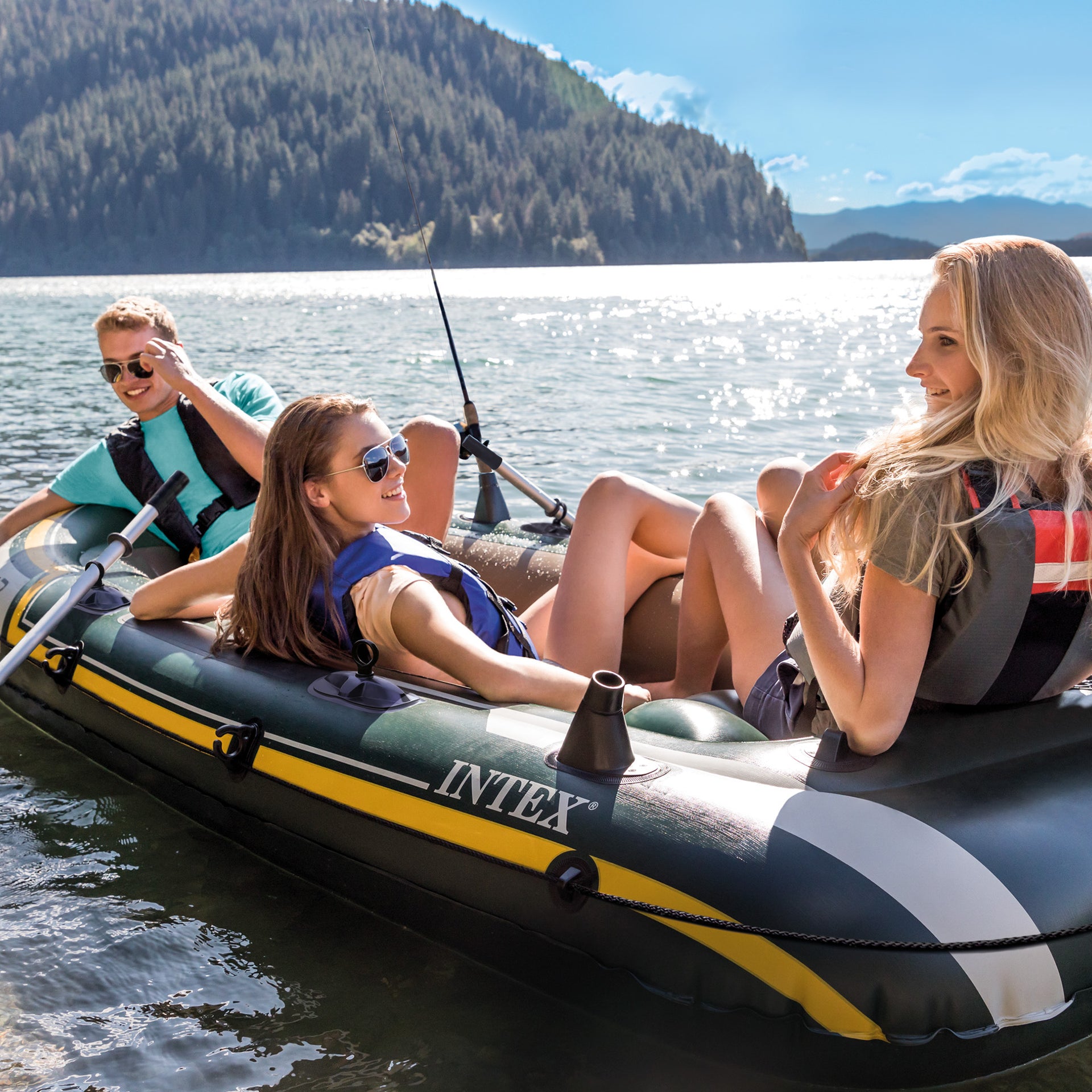 Intex Seahawk 3-person Inflatable Boat Set Does Not Apply