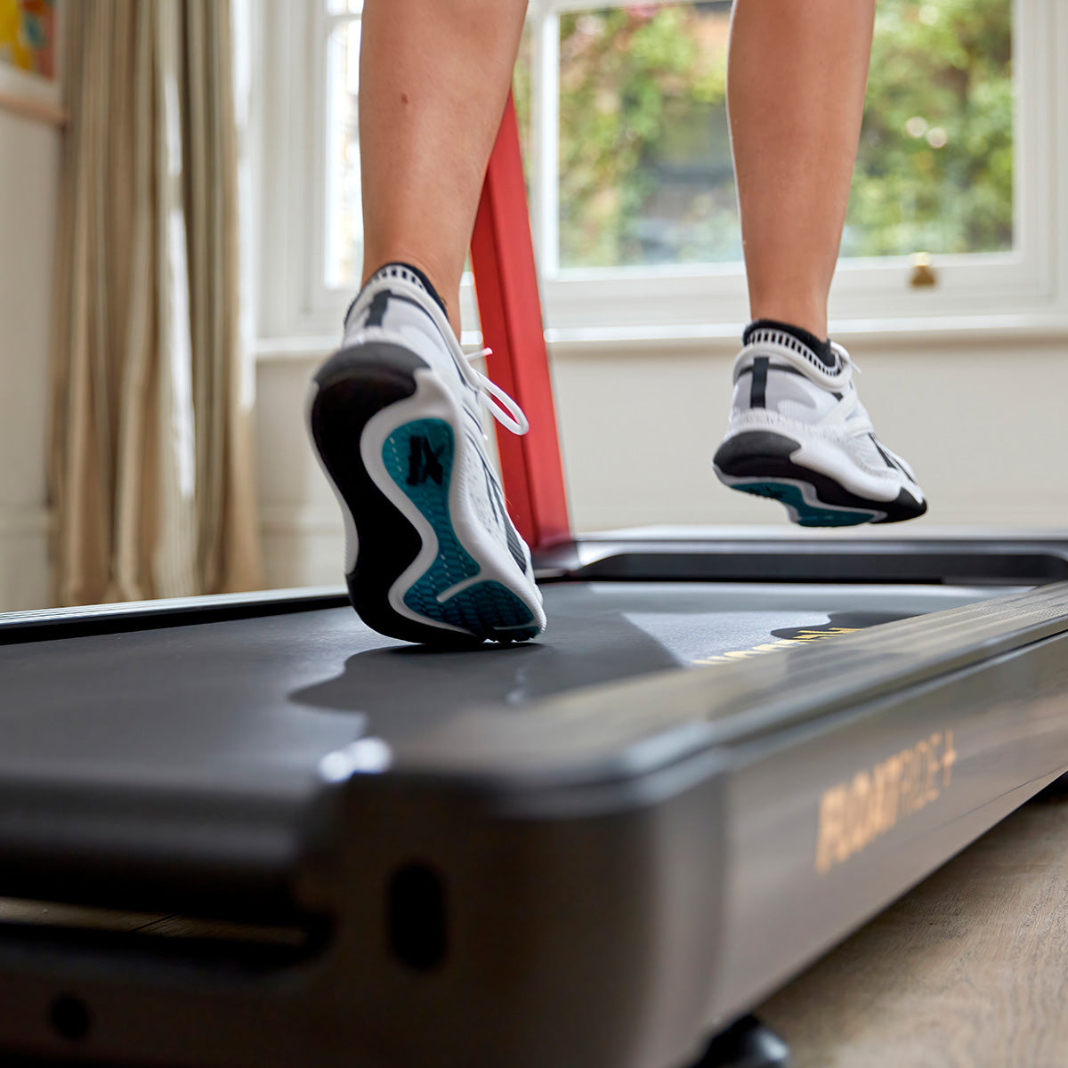 Reebok FR20z Floatride Treadmill (Red) Awezingly