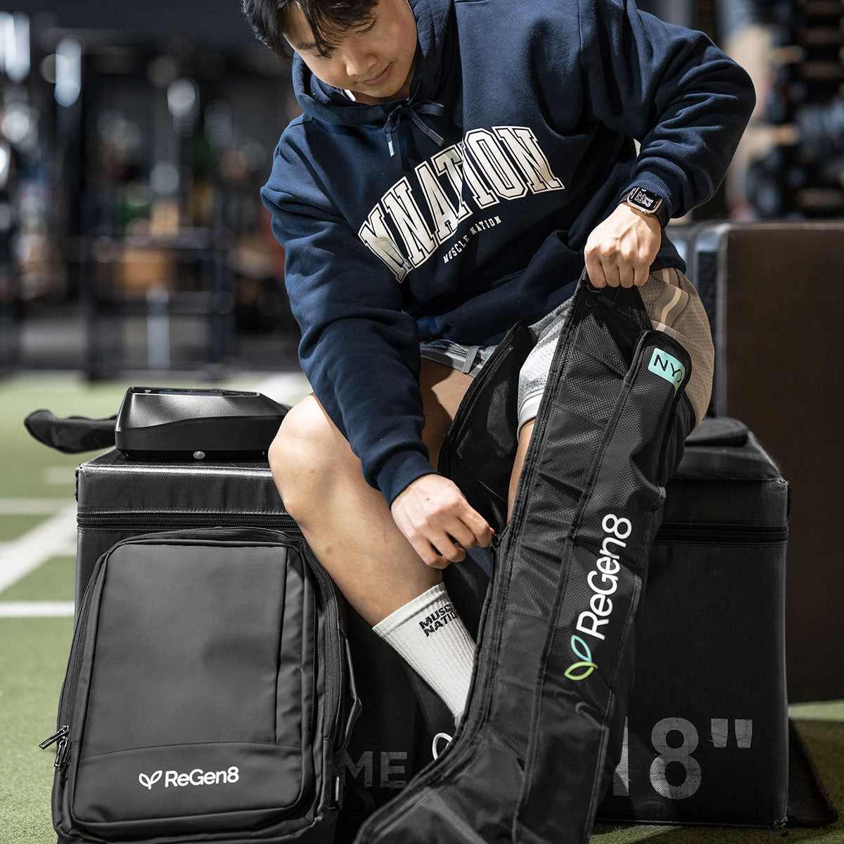 Regen8 Nyx 8-Chamber Compression Recovery Boots (Medium, 160-175cm) Awezingly