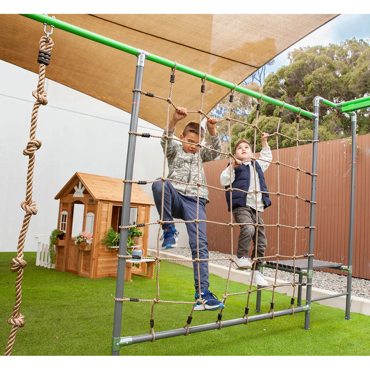 Lifespan Kids Junior Jungle Madagascar V2 Awezingly