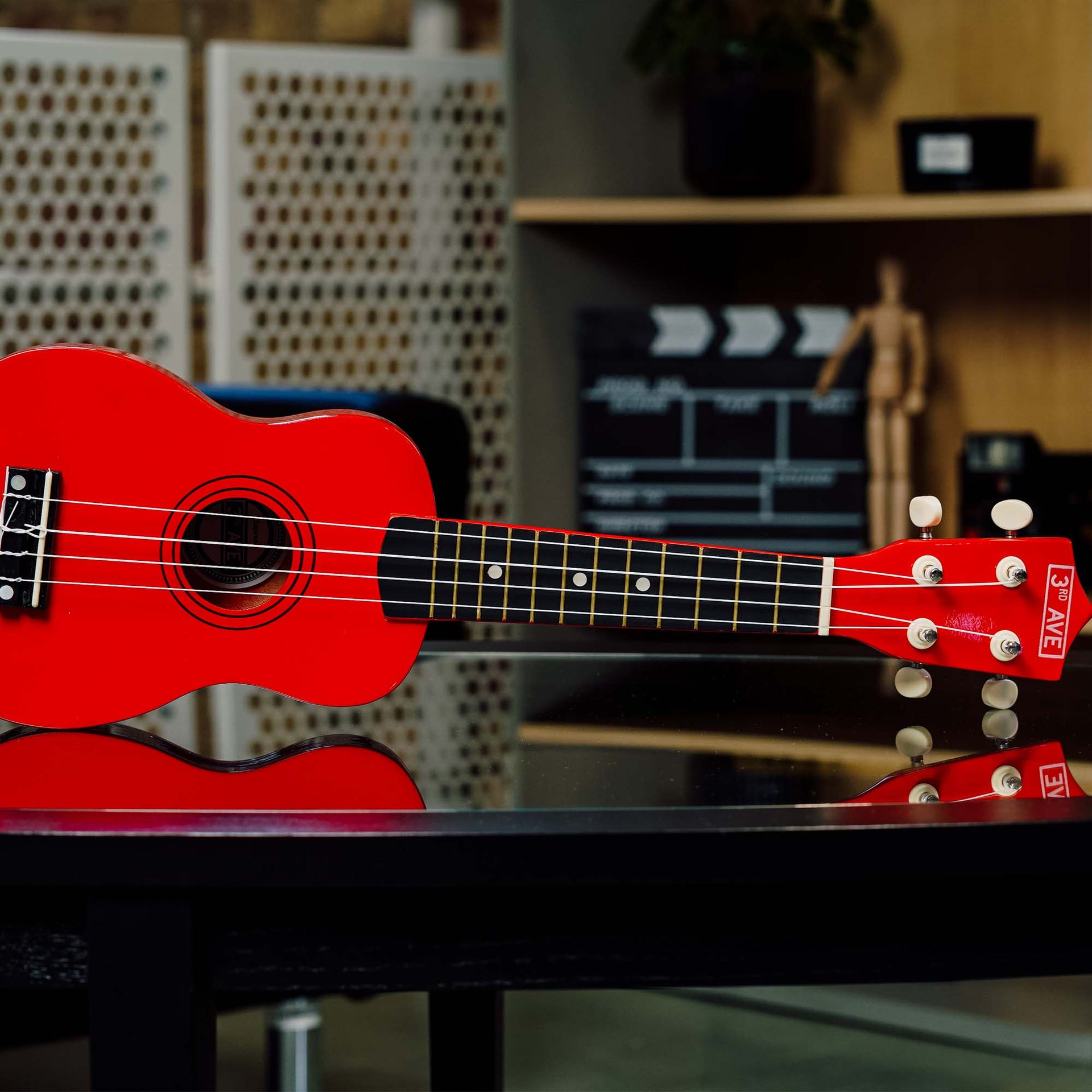 3rd Avenue Soprano Ukulele - Red Does not apply