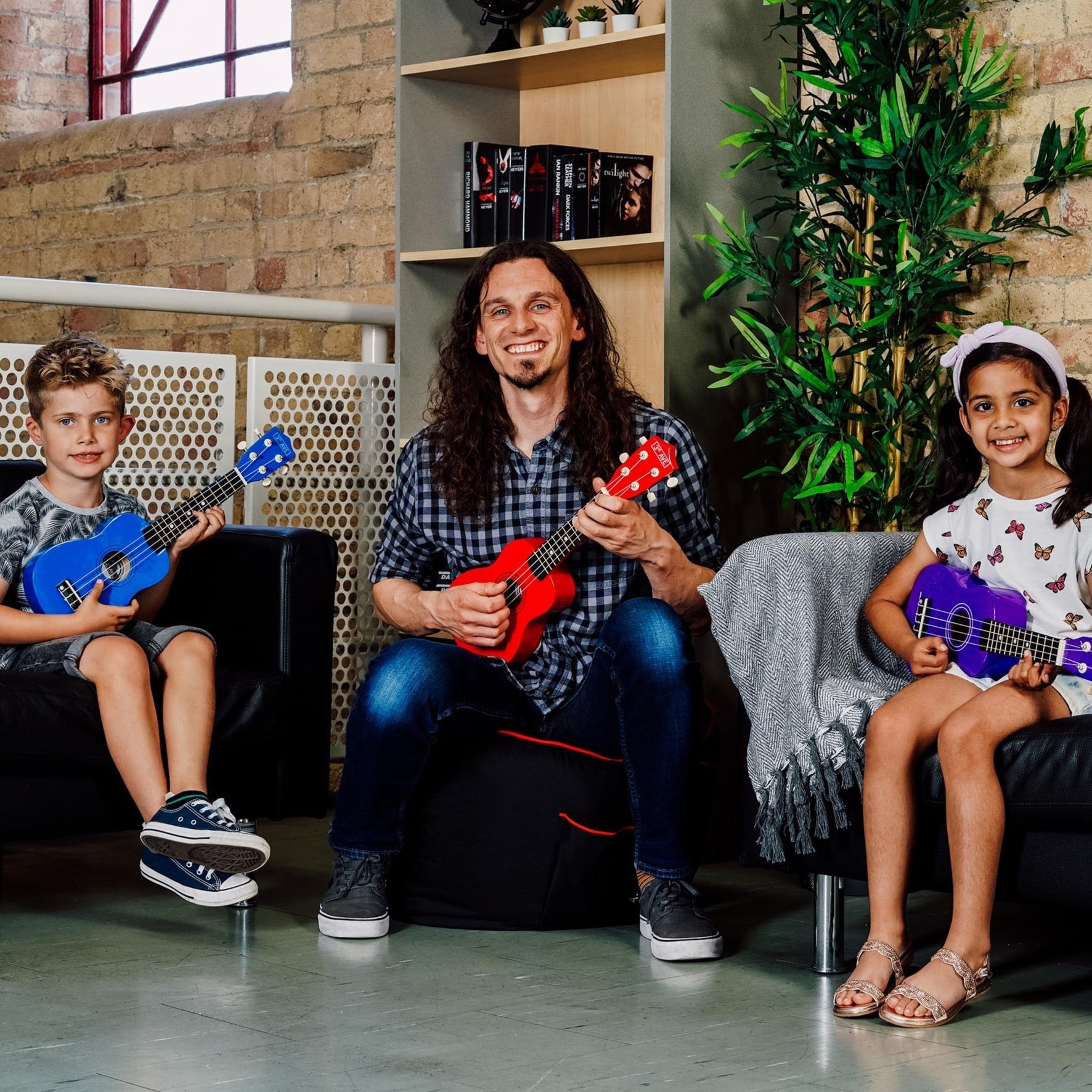 3rd Avenue Soprano Ukulele - Red Does not apply