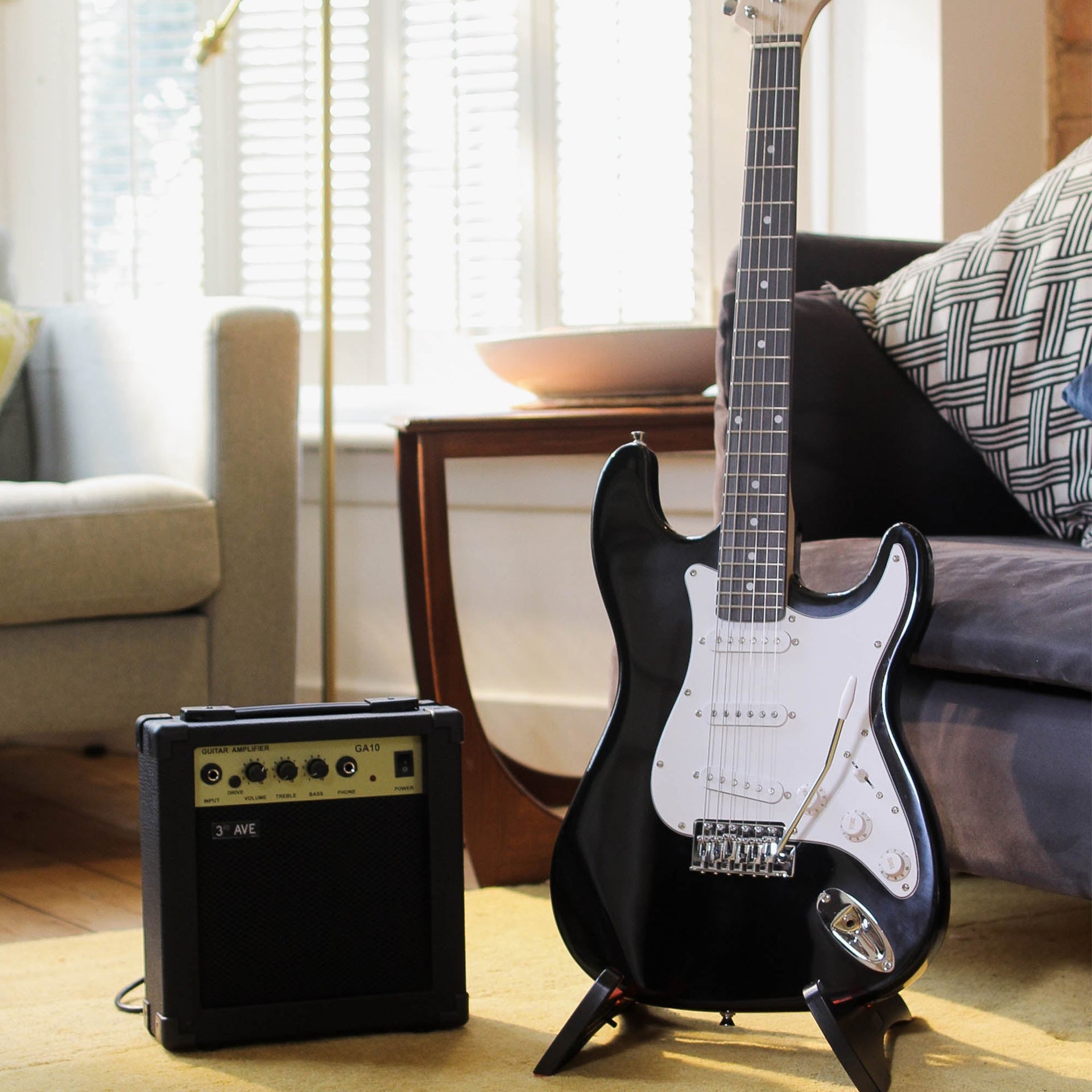 3rd Avenue Electric Guitar Pack - Black Does not apply