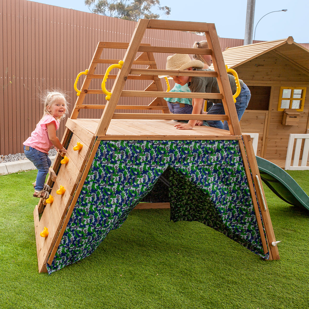 Lifespan Kids Cooper Climbing Frame with 1.8m Green Slide Does not apply