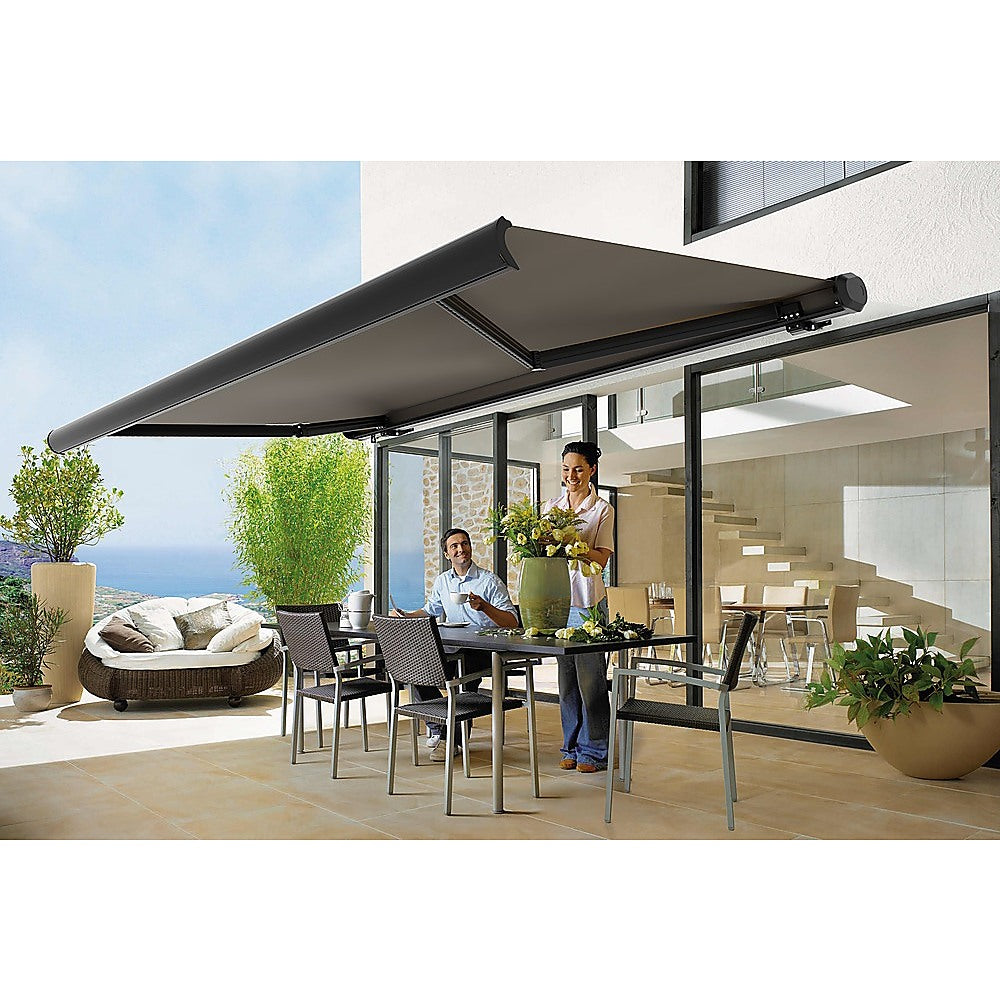 5.5m x 3.0m Retractable Folding Arm Awning Heavy Duty Full Cassette Motorised Does not apply
